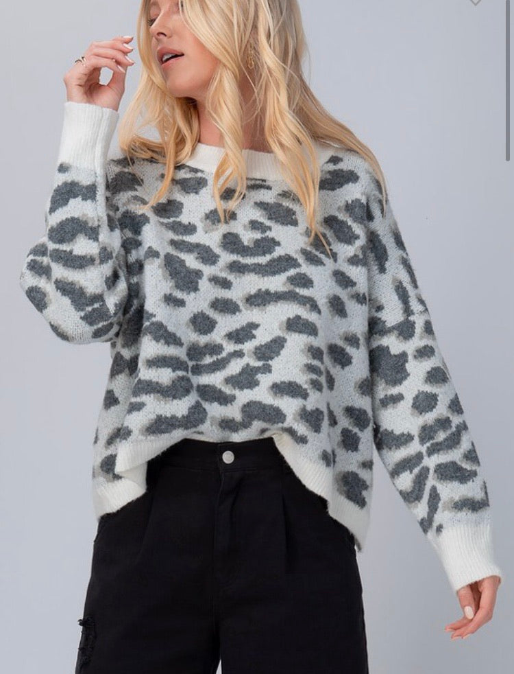 Lonny Leopard Sweater in Grey